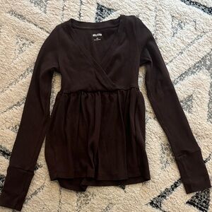 Hollister Women's Chocolate Long Sleeve Top